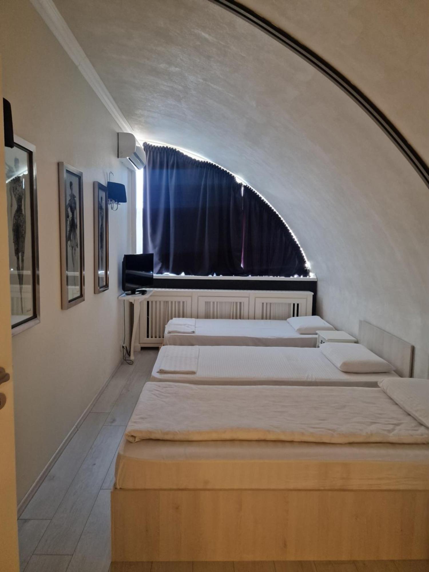 Hotel Jolie Apartments Galaţi Zimmer foto